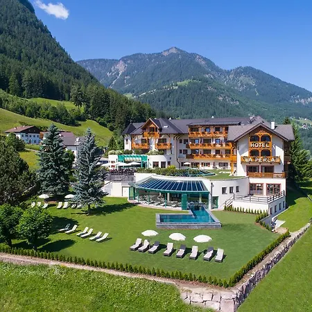 Alpin&Vital Hotel La Perla-3